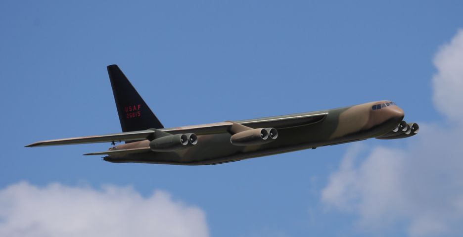 (image for) B-52 Short kit